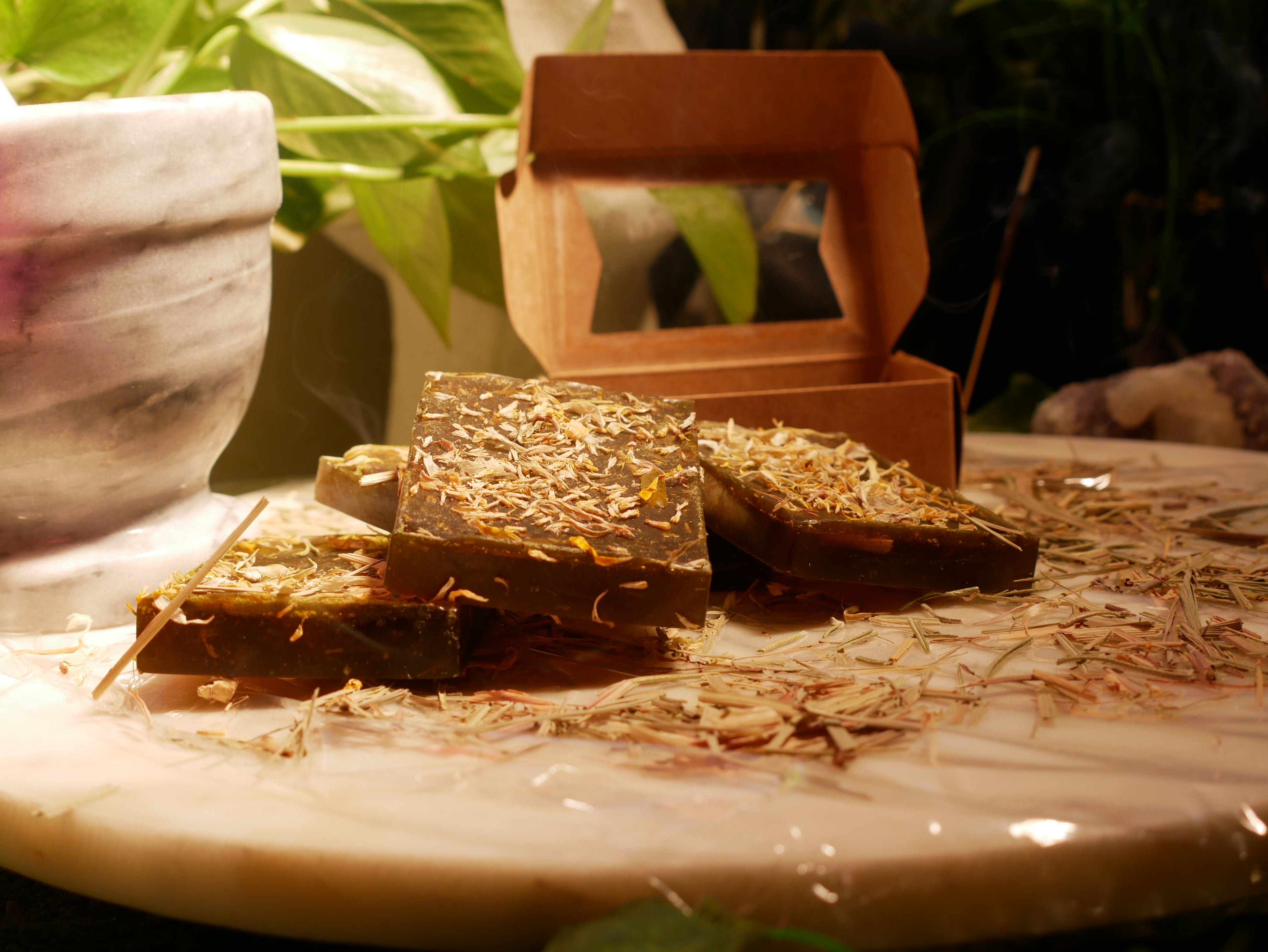 Kiss My (lemon)Grass, Acne!